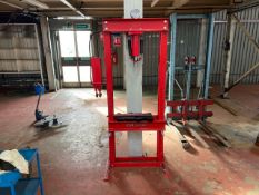 *NO RESERVE* Clarke 15 Tonne Manual Shop Press Model No: CSA15F
