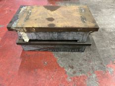 *NO RESERVE* Metal Surface Plate x2