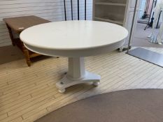 Circular Dinner Table