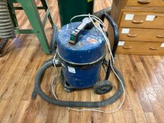 Nomatic Vacuum Cleaner