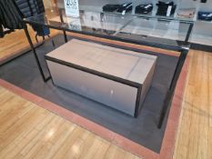 Display Box & Table