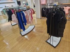 Curved Hanging Display x3