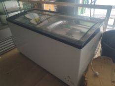 Prodis Curved glass lid freezer