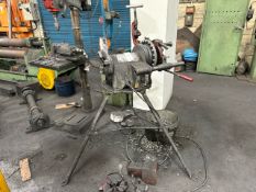 Rigid 300 Pipe Threading Machine