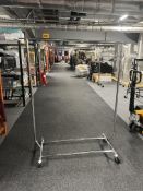 Clothes Hanging Rails x100