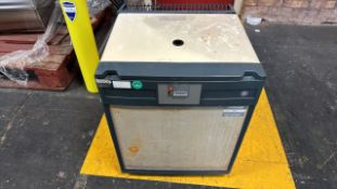 NO RESERVE - Dometic Small Fridge