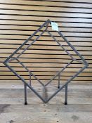 Diamond Log Holder
