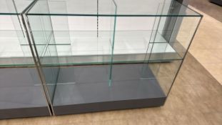 Mobile Glass Display Unit