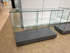 Mobile Glass Display Unit