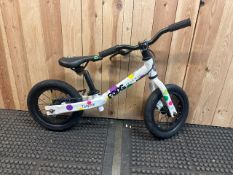 Age 2 to 3 Frog Tadpole Balance Bike