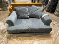 Teddy Loveseat