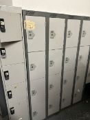 Set of 5 Locker Towers Comprising 20 Lockers