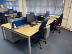 ref 106 - Bank Of 4 Desks With Privacy Dividers & Chairs