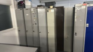 ref 348 - Bank of 7 Grey Tall Lockers