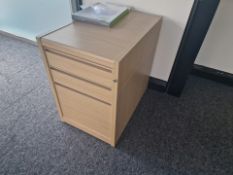 ref 56 - Office Drawer Units x5