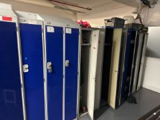 ref 352 - A Run Of 11 Lockers