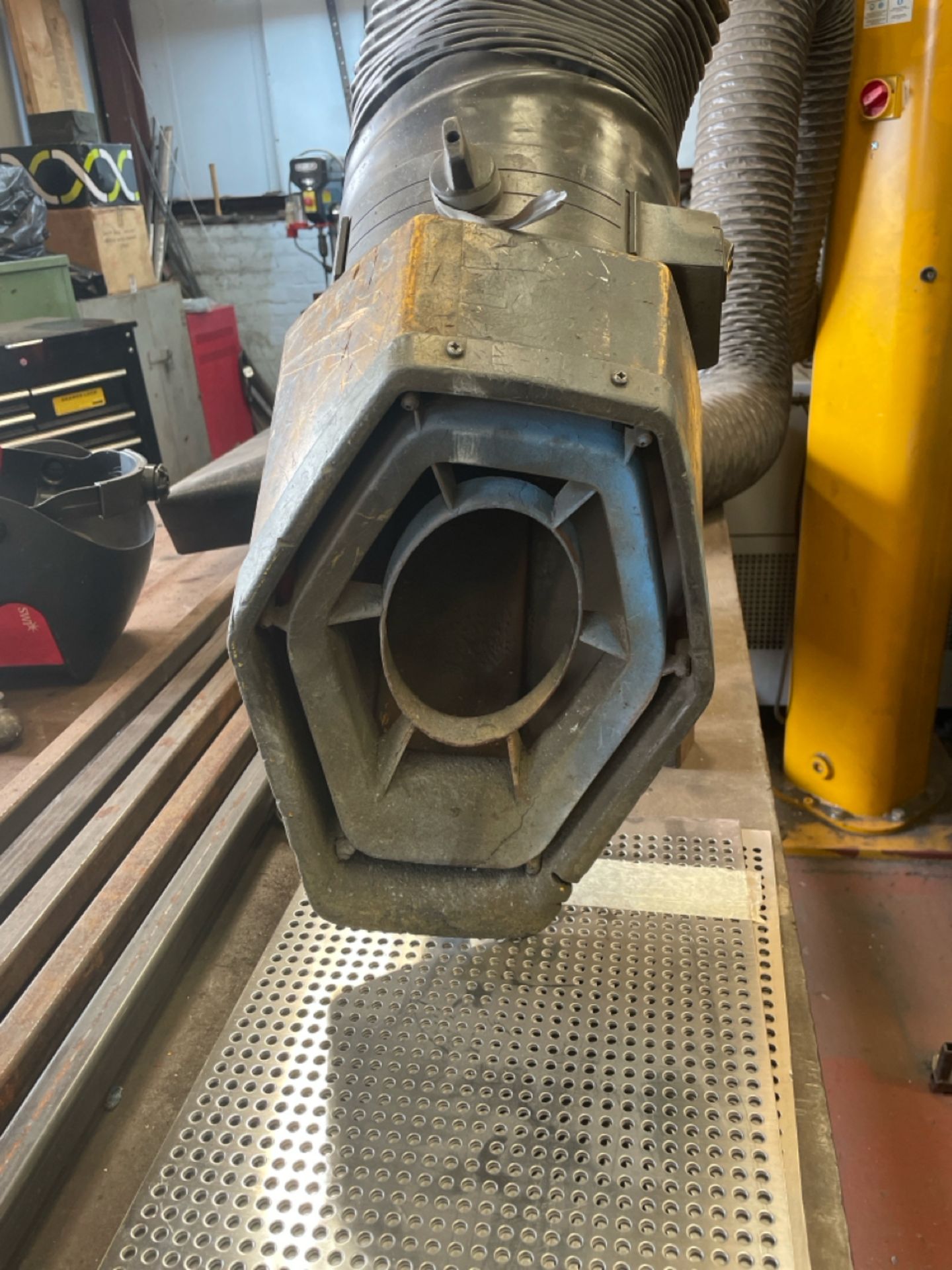 NO RESERVE - Adjustable Extraction Fan Arm - Image 2 of 3