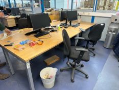 NO RESERVE - Bank of 8 Office Desks and Chairs