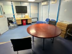 NO RESERVE - Contents of Meeting Room