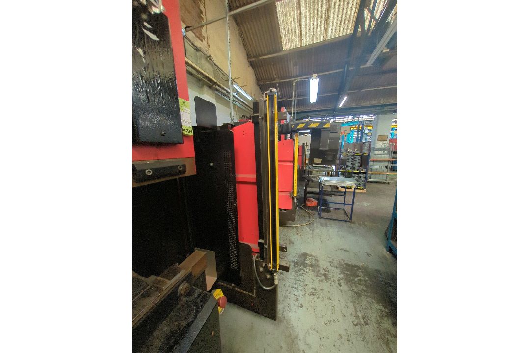 1995, PRESS BRAKES (AMADA) ITS - Image 7 of 19