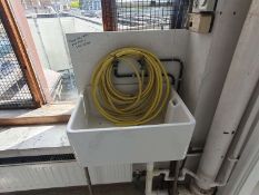 Telford Belfast Sink - NO RESERVE
