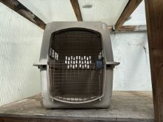 ** NO RESERVE ** Petmate Plastic Animal Cage