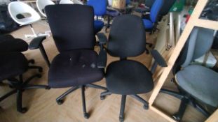 ** NO RESERVE ** Office Chairs x2