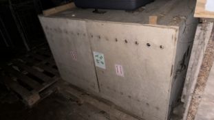 Wooden Animal Crate - NO RESERVE