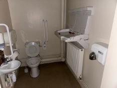 Baby Change Unit - NO RESERVE