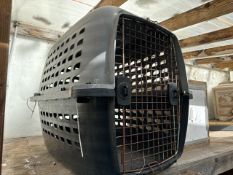 ** NO RESERVE ** Plastic Animal Cage