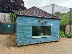 ** NO RESERVE ** Wooden Hatching Hut