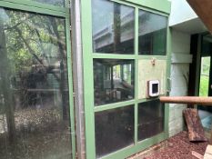 Manual Sliding Door - NO RESERVE
