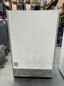 NO RESERVE Williams Gem Refrigerator