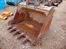 ref 60 - 20T Muck Bucket
