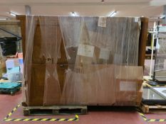 NO RESERVE - Large Wooden Wardrobe