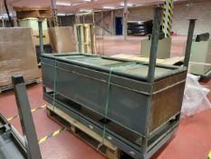 NO RESERVE - Metal Workbench