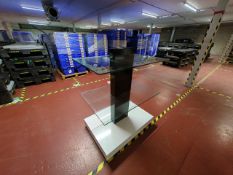 NO RESERVE - Tiered Glass Merchandise Unit