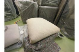 Long Island Footstool In Shearling Chunky Weave