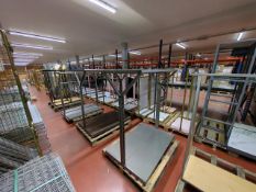 NO RESERVE - Garment Display Stand