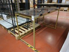 NO RESERVE - Mirrored Top Display Table