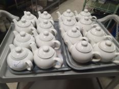 16 x tea pots