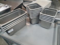 16 x 1/3 & 1/6 Gastronomes