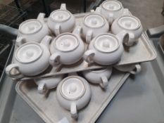 16 x tea pots