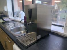 Instanta Hot Water Urn Model 1000C