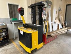 NO RESERVE Hyster S1.5F Electric Stacker Truck