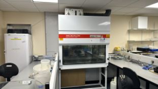 NO RESERVE Microflow Biological Safety Cabinet