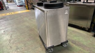 NO RESERVE, Hupfer Dual Plate Warmer