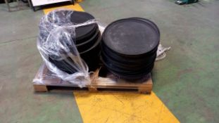 NO RESERVE, Consignment of Jake Serving Trays