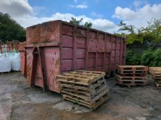 Hooklift Skip 40 Yard