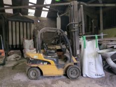 CATERPILLAR 2.5 Tonne Diesel Forklift Duplex Mast 2007